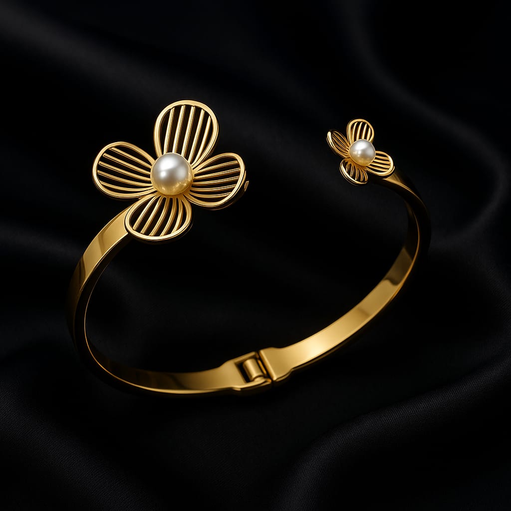 Bloom Pearl Open Bracelet (Anti-Tarnish)