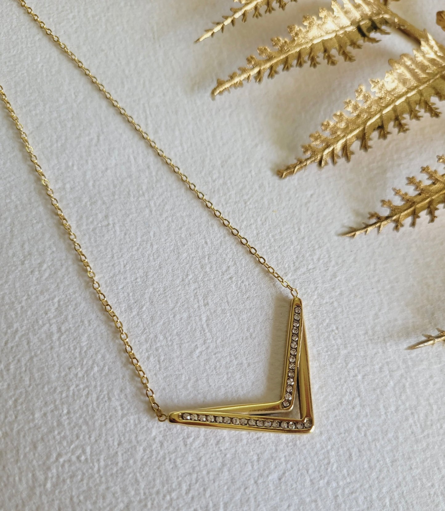Crystal V Glow Necklace (Anti-Tarnish)
