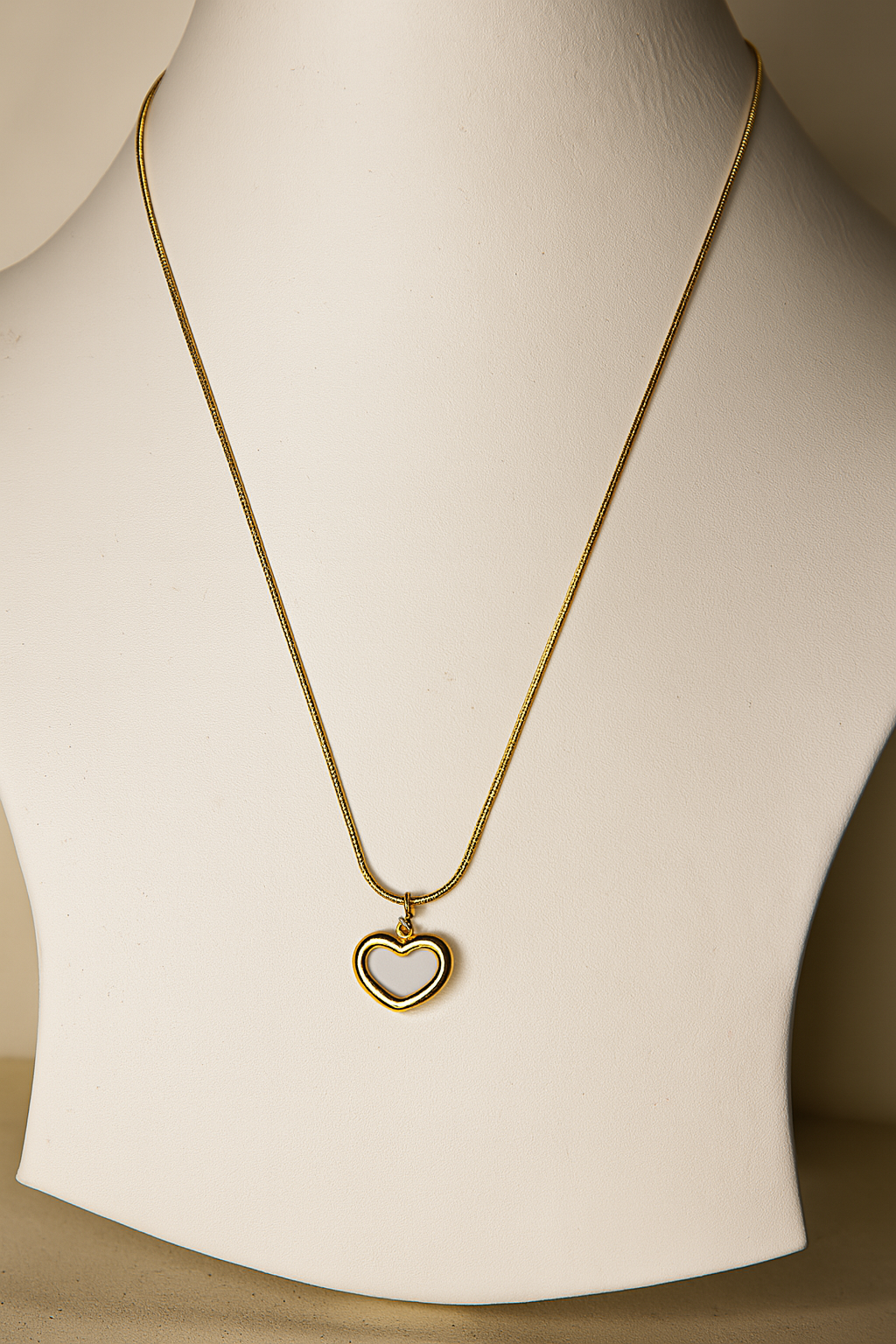 Eternal Love Heart Necklace (Anti-Tarnish)