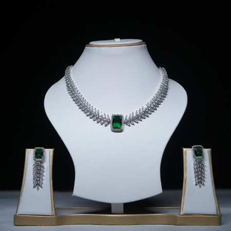 Emerald & Cubic Zirconia Marquise Leaf Design Necklace Set