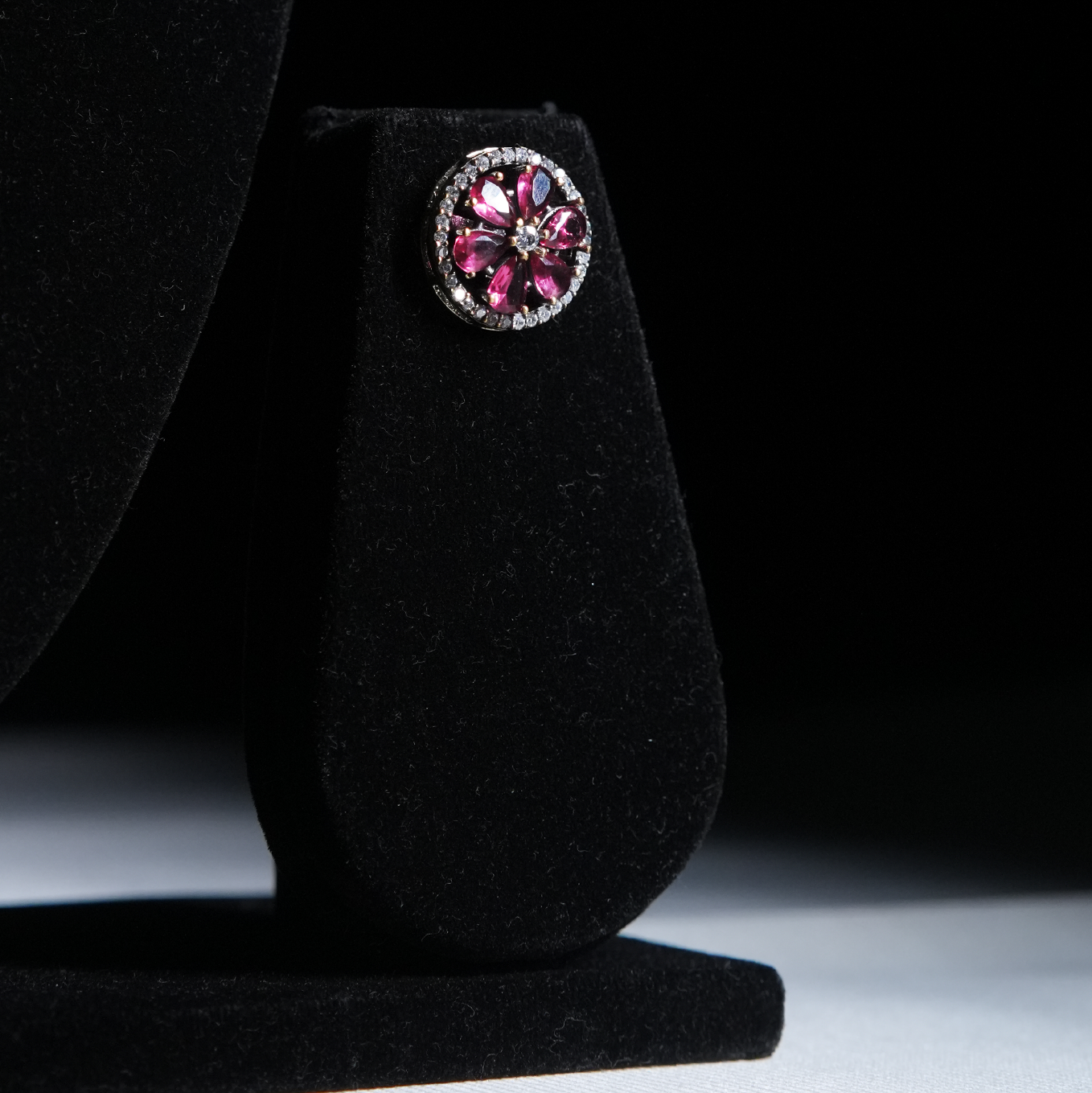 Floral Moissanite Pendant Chain Set with Pink Stone Accents