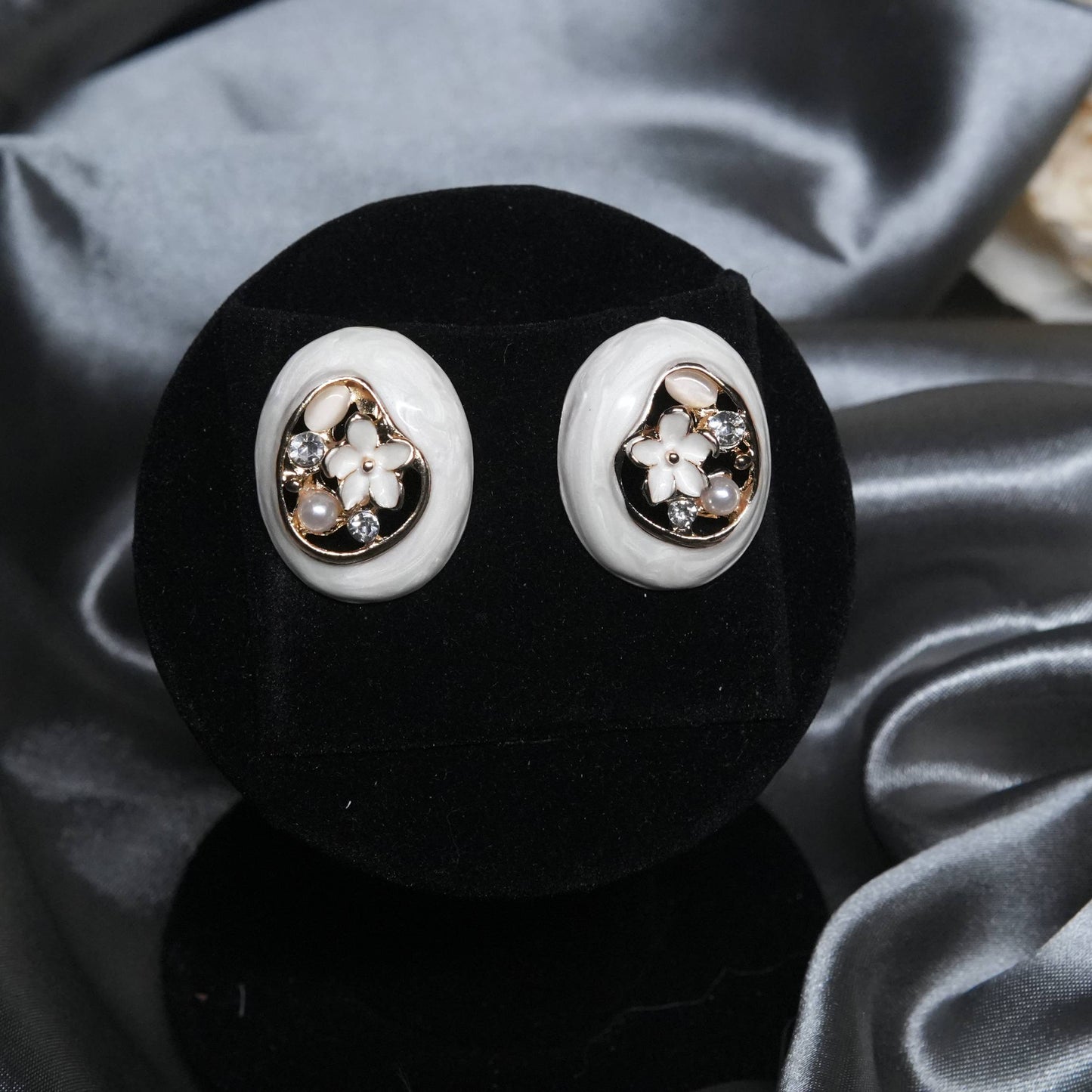 Elegant White Enamel Oval Stud Earrings