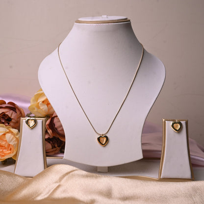 Golden Love Heart Pendant Necklace Set