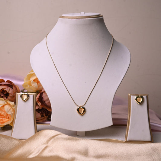 Golden Love Heart Pendant Necklace Set