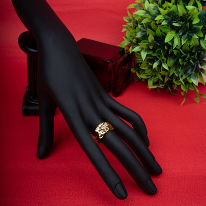 North Star textured band ring with hammered finish and sparkling centerpiece second view - Revaaj
