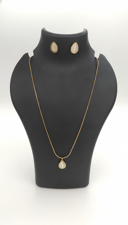 Gold-Plated Teardrop Pearl Pendant Necklace with Matching Stud Earrings Set white