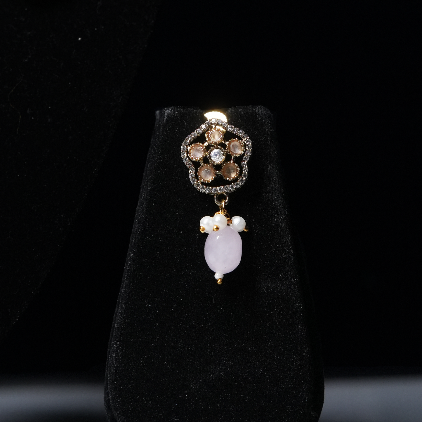 Vintage Charm Kundan & Pearl Necklace Set