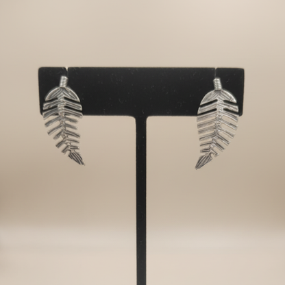 Oxidized Silver Leaf Earrings with Minimalist Nature-Inspired Design