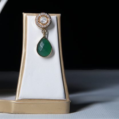 Emerald-Green Stone Necklace Set
