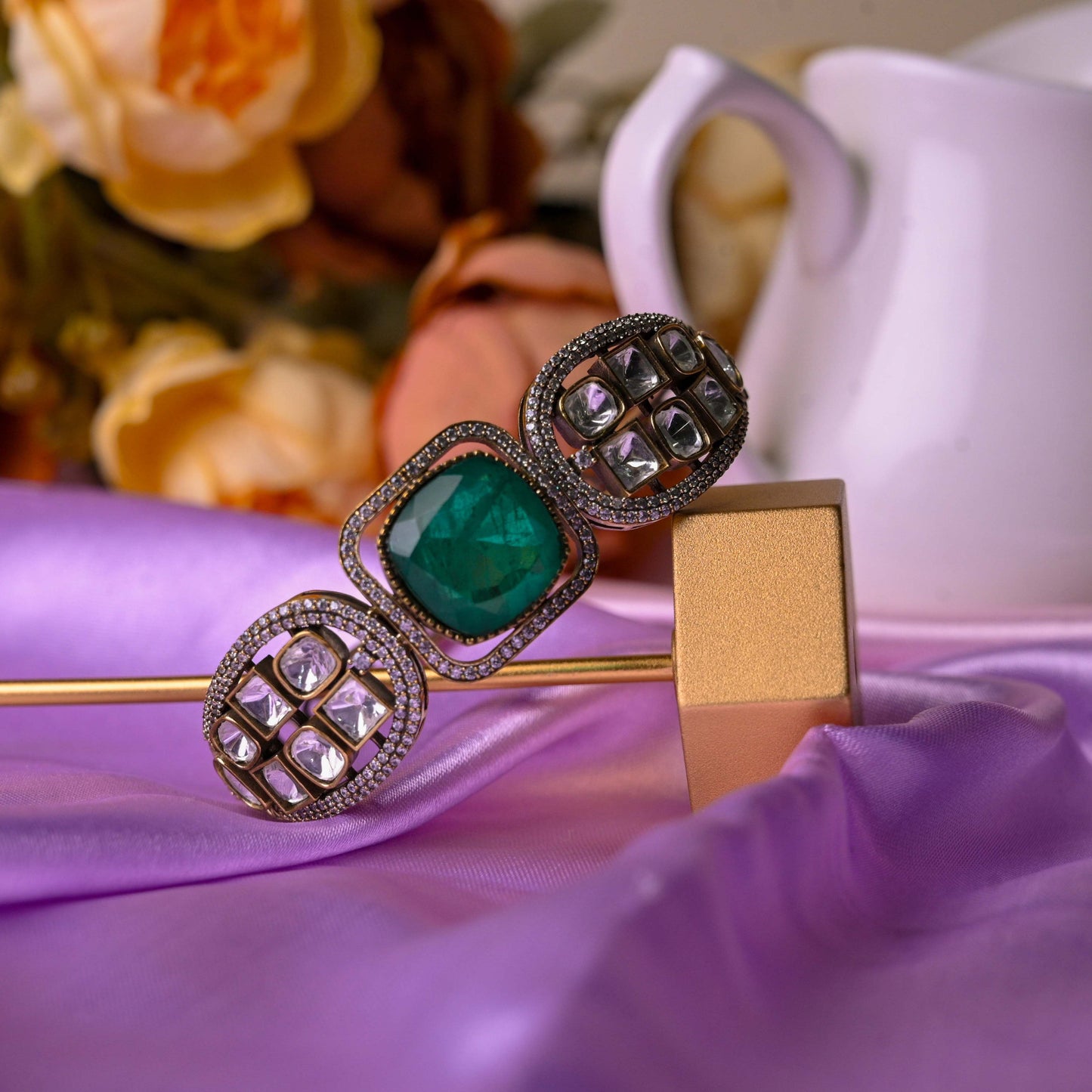 Emerald Tyaani Bracelet